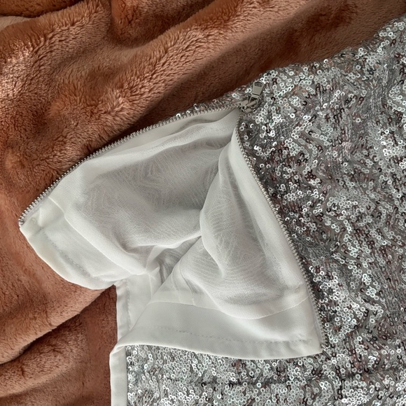 Zara Silver High Waist Shorts - Picture 2 of 4